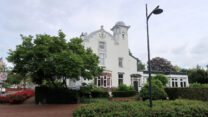 Jugendstil villa, Van Heutszsingel 37, Coevorden. Gebouwd in 1908 naar ontwerp van Joh. D. Meppelink.